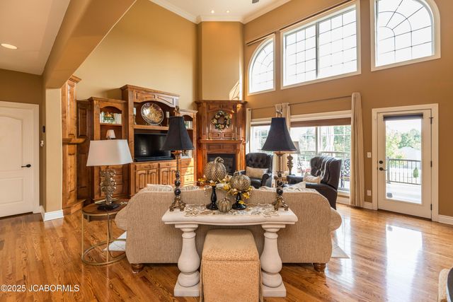 105 SUMMERHILL DRIVE, Jefferson City, MO 65109