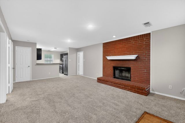 1119 Wayne Avenue, Duncanville, TX 75137
