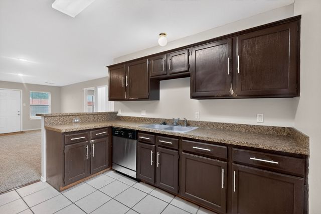1119 Wayne Avenue, Duncanville, TX 75137