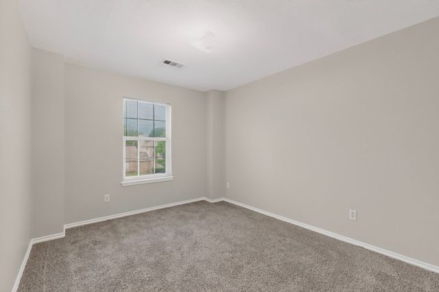 1119 Wayne Avenue, Duncanville, TX 75137