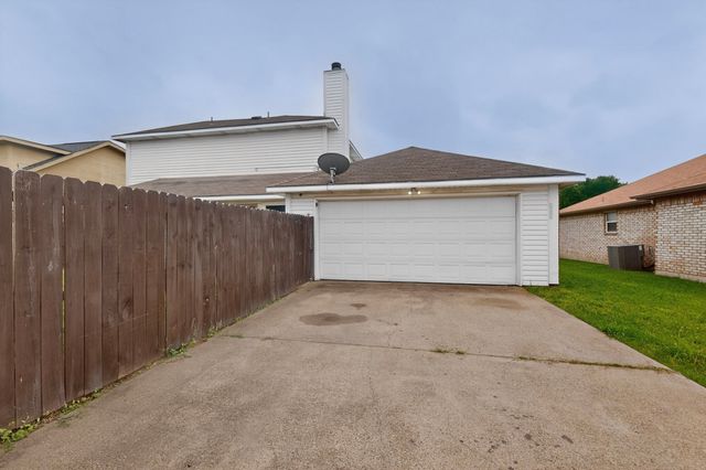 1119 Wayne Avenue, Duncanville, TX 75137