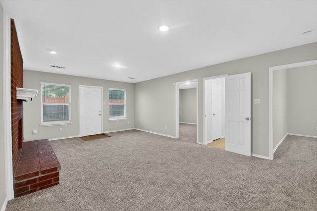 1119 Wayne Avenue, Duncanville, TX 75137