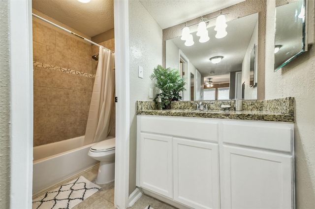 4001 Nasa Parkway 230, El Lago, TX 77586