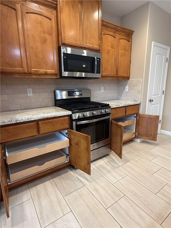 Image 14 of property listing at 414 Antelope Creek Avenue, Chico, CA 95973