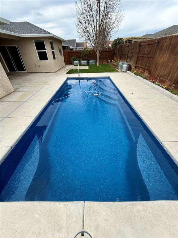 Image 4 of property listing at 414 Antelope Creek Avenue, Chico, CA 95973