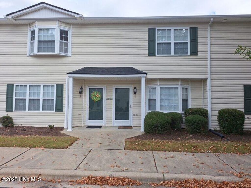 2300 Vineyard Drive P4, Winterville, NC 28590