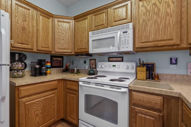 147 Chenoa Dr Unit E, Murrells Inlet, SC 29576