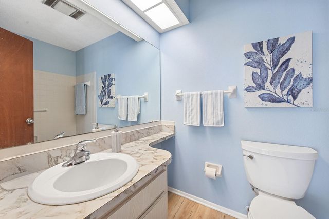 9 QUAILS RUN BOULEVARD 9, Englewood, FL 34223