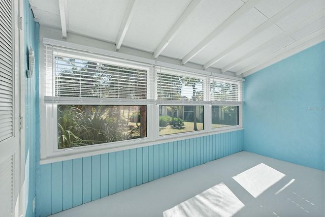 9 QUAILS RUN BOULEVARD 9, Englewood, FL 34223