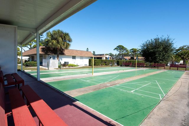 9 QUAILS RUN BOULEVARD 9, Englewood, FL 34223