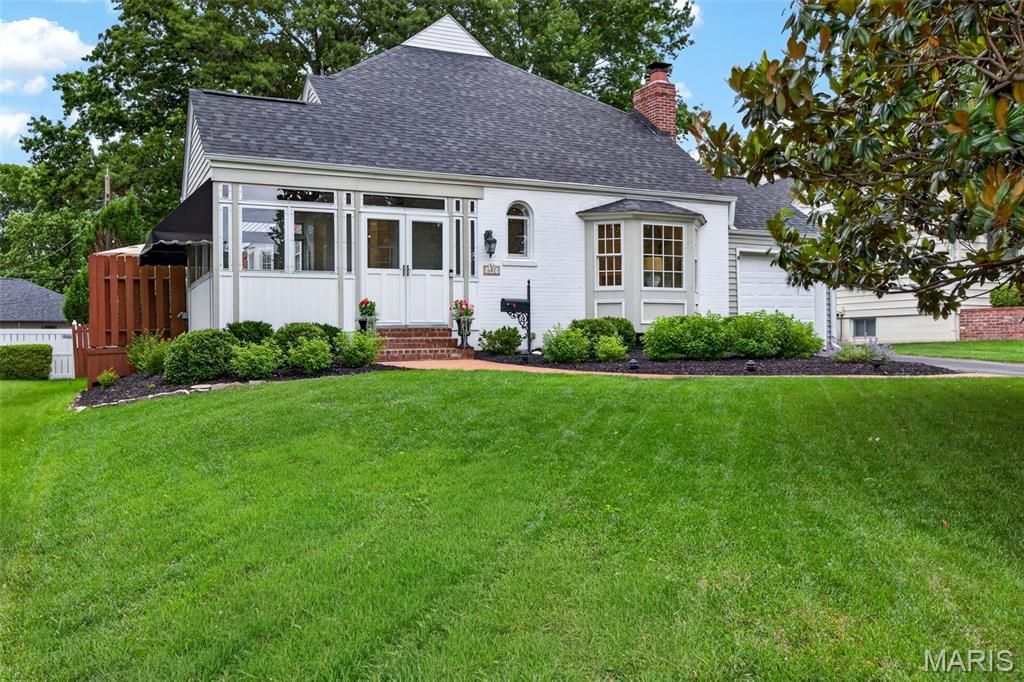 627 Norfolk Drive, Kirkwood, MO 63122