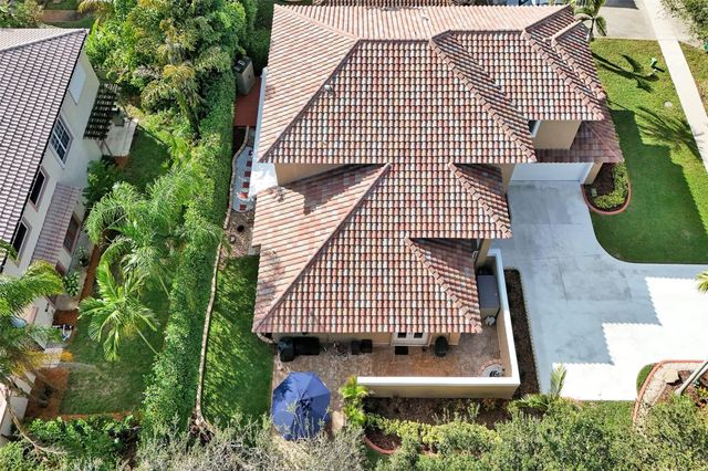 11300 Knot Way, Cooper City, FL 33026