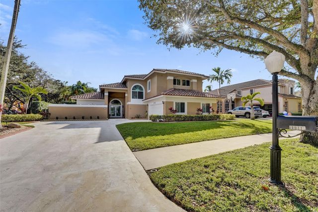 11300 Knot Way, Cooper City, FL 33026