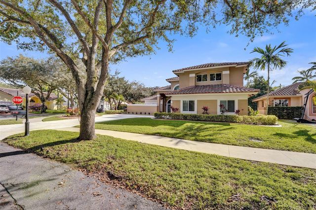 11300 Knot Way, Cooper City, FL 33026