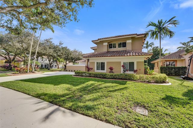 11300 Knot Way, Cooper City, FL 33026