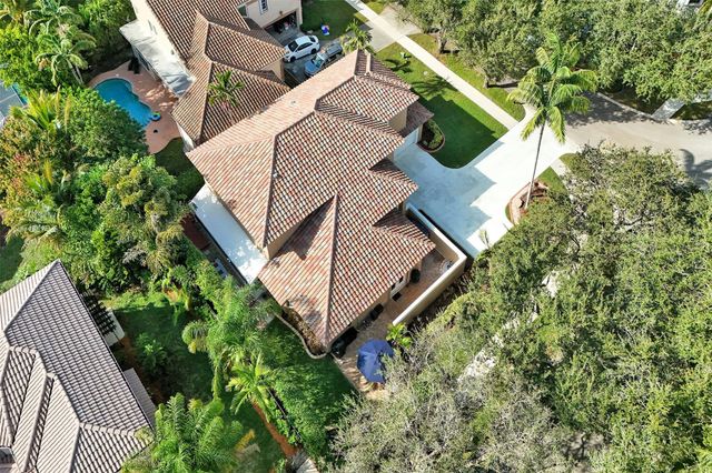 11300 Knot Way, Cooper City, FL 33026