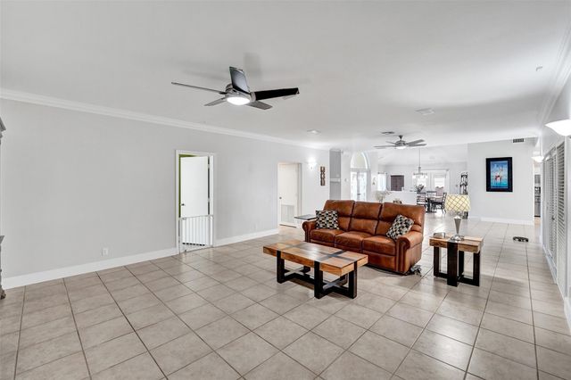 11300 Knot Way, Cooper City, FL 33026