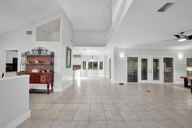 11300 Knot Way, Cooper City, FL 33026