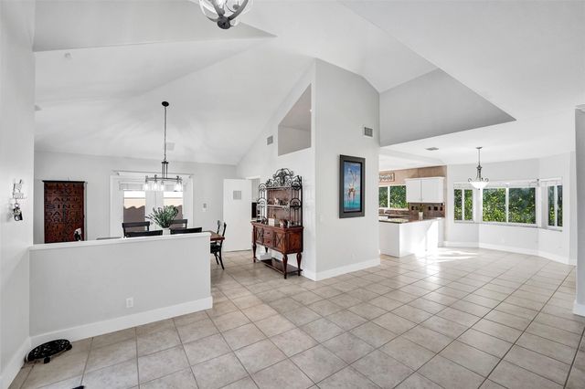 11300 Knot Way, Cooper City, FL 33026