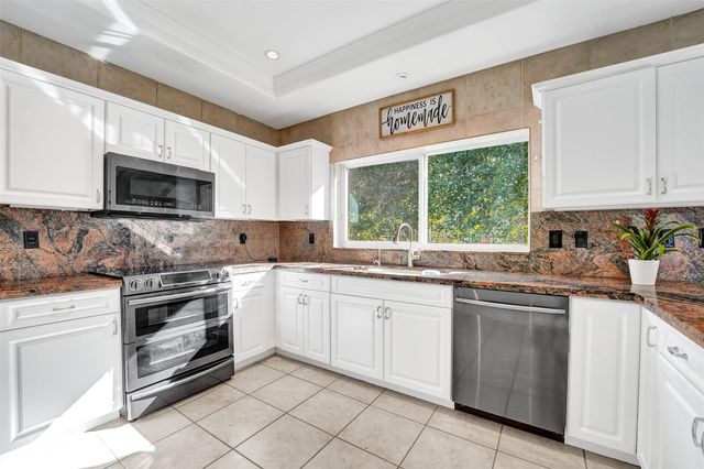 11300 Knot Way, Cooper City, FL 33026