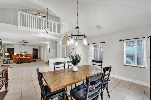 11300 Knot Way, Cooper City, FL 33026