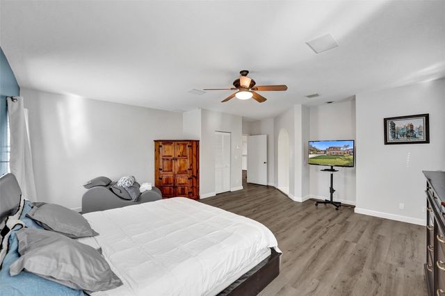 11300 Knot Way, Cooper City, FL 33026