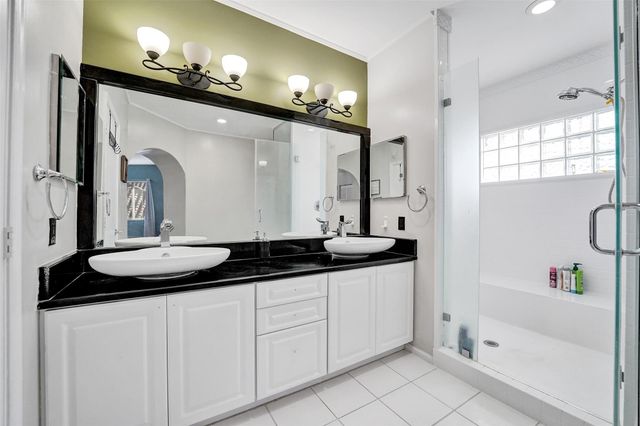 11300 Knot Way, Cooper City, FL 33026