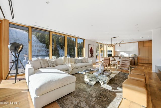 3267 W Deer Hollow Road 3206, Park City, UT 84060