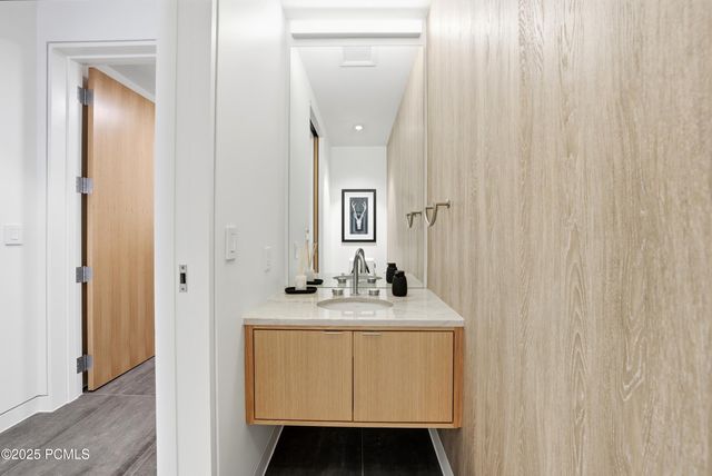 3267 W Deer Hollow Road 3206, Park City, UT 84060