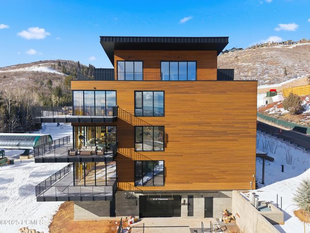3267 W Deer Hollow Road 3206, Park City, UT 84060