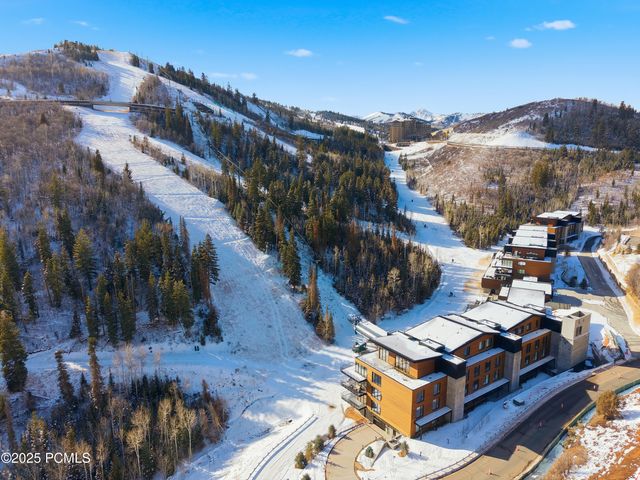 3267 W Deer Hollow Road 3206, Park City, UT 84060