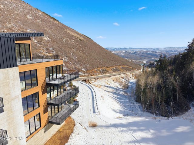 3267 W Deer Hollow Road 3206, Park City, UT 84060