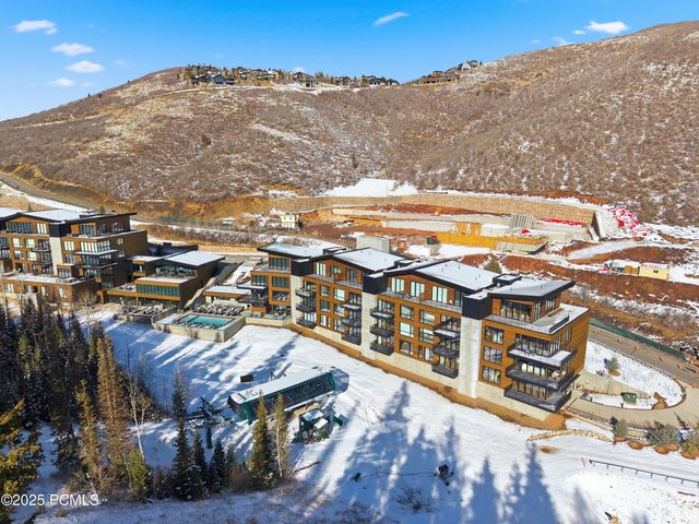 3267 W Deer Hollow Road 3206, Park City, UT 84060