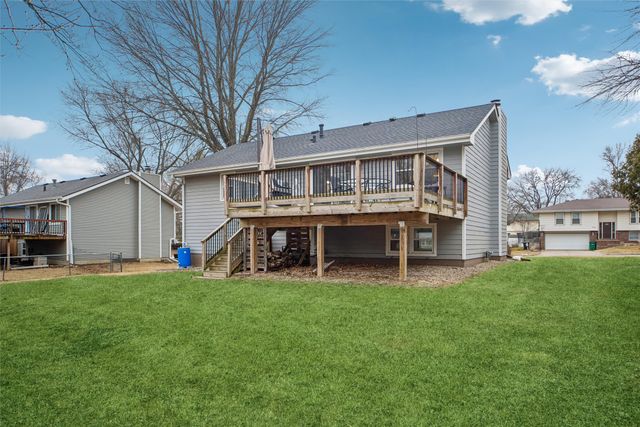 213 34th Court, West Des Moines, IA 50265