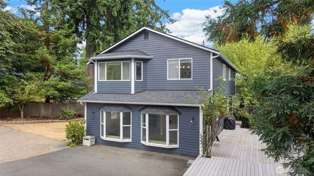 12730 15th Avenue NE, Seattle, WA 98125