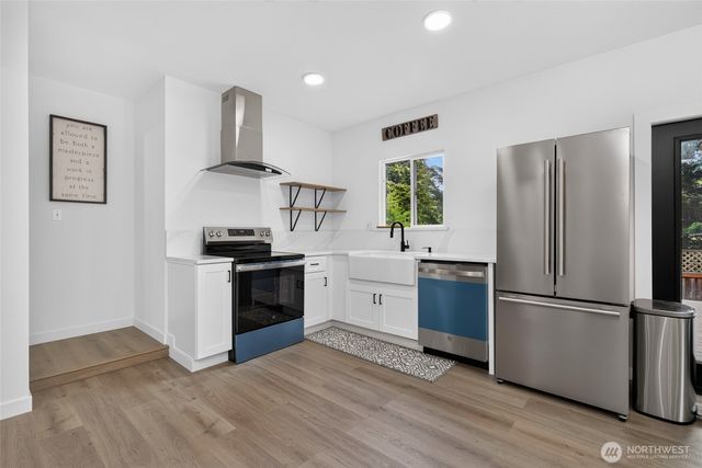 12730 15th Avenue NE, Seattle, WA 98125
