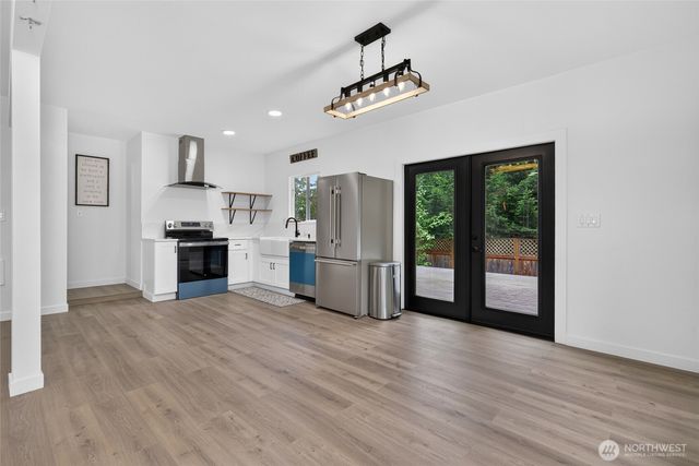 12730 15th Avenue NE, Seattle, WA 98125