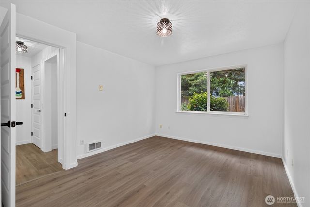 12730 15th Avenue NE, Seattle, WA 98125