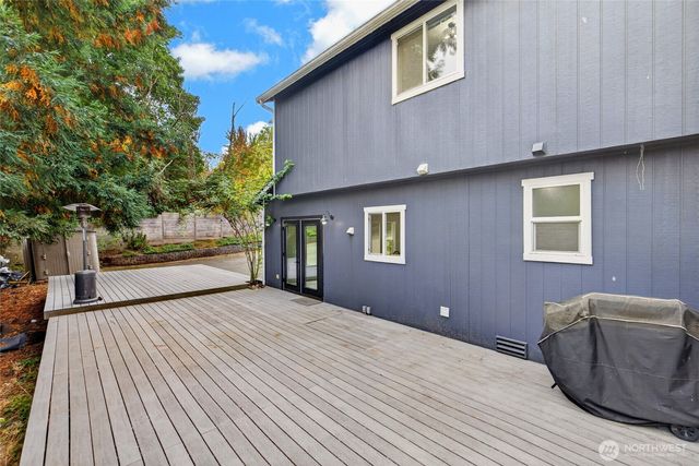 12730 15th Avenue NE, Seattle, WA 98125
