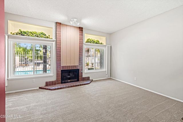 3354 Darby Street 313, Simi Valley, CA 93063