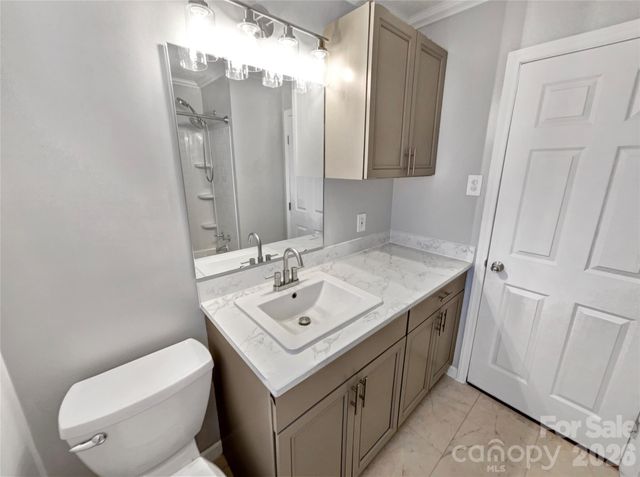 1913 Old English Drive, Gastonia, NC 28054