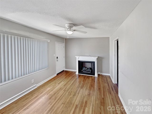 1913 Old English Drive, Gastonia, NC 28054