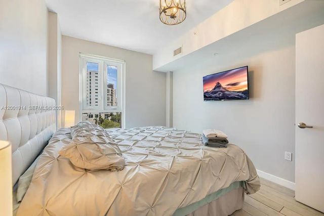 321 NE 26th St PH906, Miami, FL 33137