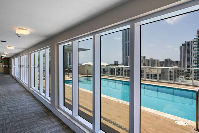 321 NE 26th St PH906, Miami, FL 33137