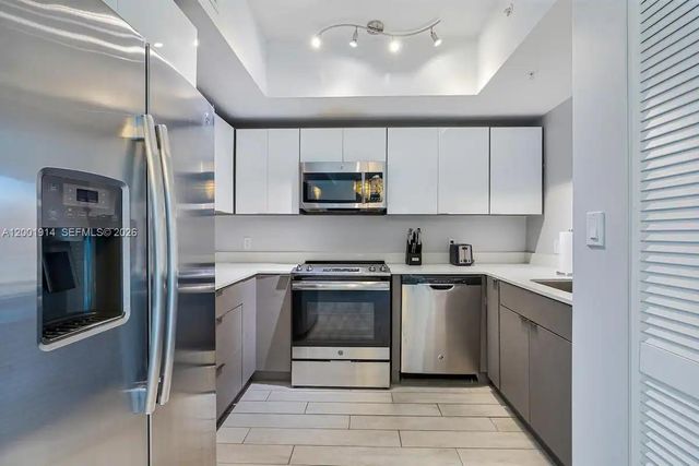 321 NE 26th St PH906, Miami, FL 33137