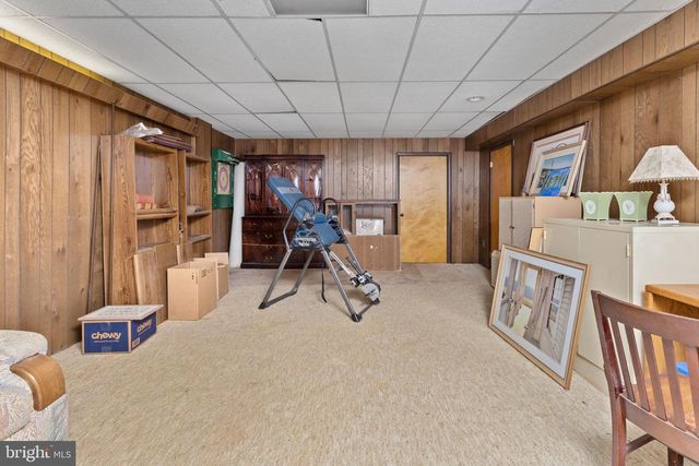 28 WEDGE DR, Hamilton, NJ 08610