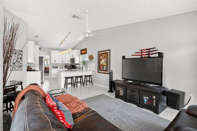 15891 SW 84th Street, Miami, FL 33193
