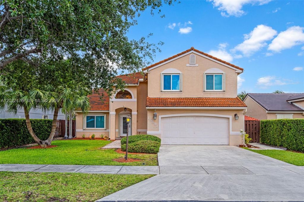 15891 SW 84th Street, Miami, FL 33193