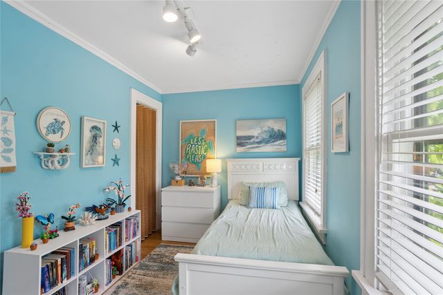 1502 42nd Street, Des Moines, IA 50311