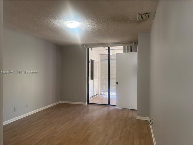 2526 N Carambola Circle N 1821, Coconut Creek, FL 33066